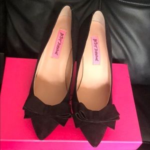Betsey Johnson pumps